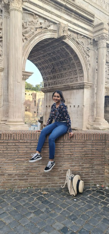 Noorul at the Arch of Septimius Severus, Rome