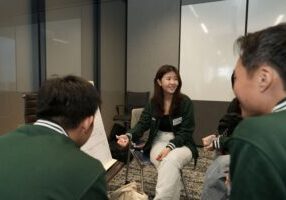 8BE9503E-BE4D-4815-8273-76231CF28B0B