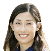 Crop-DrAdelynLim_MG_8572-removebg-preview